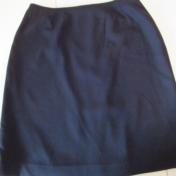 Kasper A.S.L. Petites Black Skirt - Picture 4 of 7